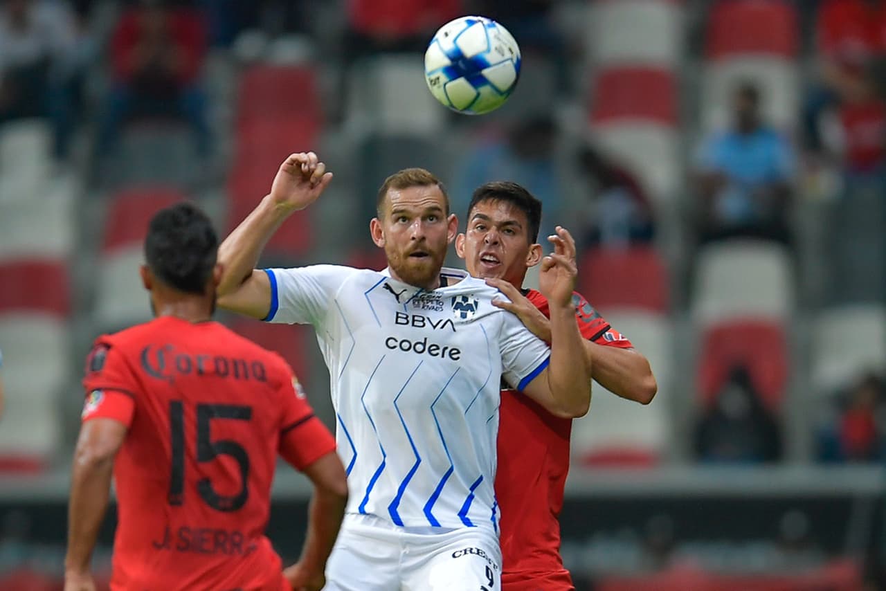 Toluca vino dos veces de atrás para rescatar el empate ante Rayados gracias a un doblete de Leo Fernández; Maxi Meza y Joel Campbell le habían dado la ventaja a los visitantes.
