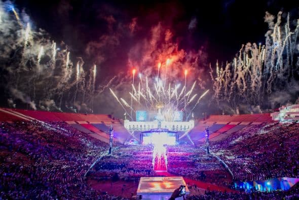 Atletas de más de 165 países llegaron al Memorial Coliseum de Los Ángeles para la gran inauguración de los Juegos Mundiales de Olimpiadas Especiales que se realizarán en la ciudad.