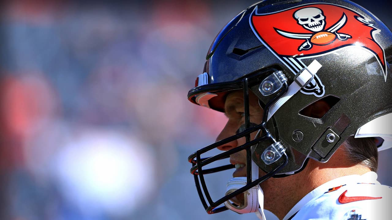 Tom Brady renovó con los Buccaneers y jugará la temporada 2022 de la NFL.