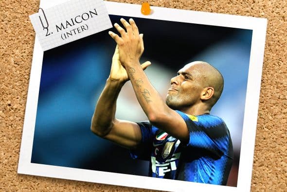 Para la zaga, iniciamos con otro futbolista 'nerazzurri', el lateral Maicon.