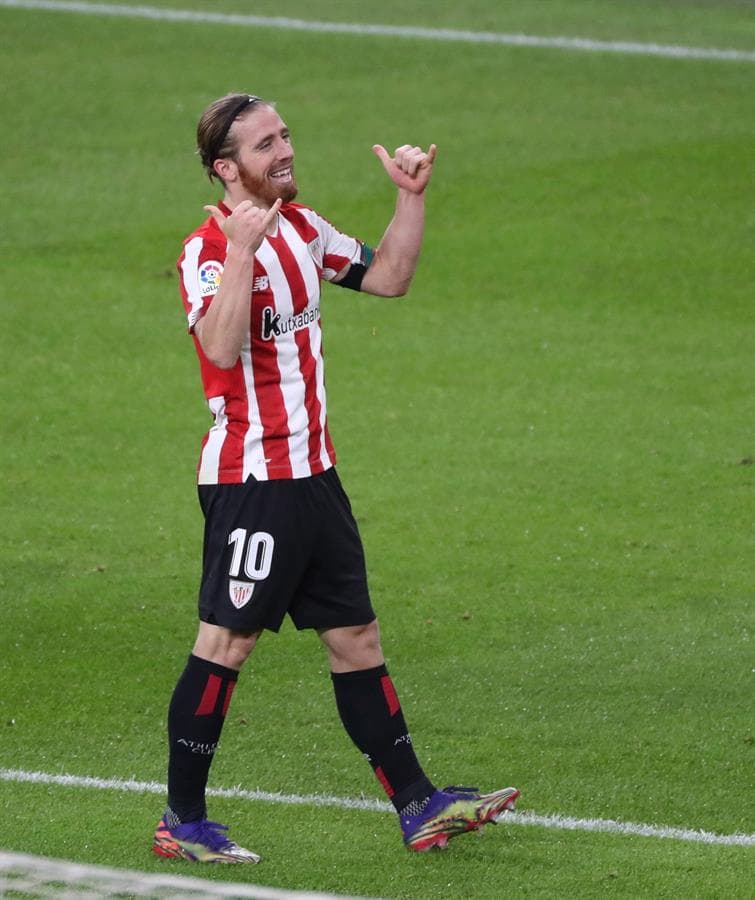 Lluvia de goles cayó en el San Mamés, pues el Athletic Bilbao goleó al equipo de los mexicanos Andrés Guardado y Diego Laínez, quienes ingresaron al campo ya cuando los cuatro goles habían caído. Victor Ruiz, Ander Capa, Iker Muniani y Alex Berenguer fueron los goleadores de la tarde.