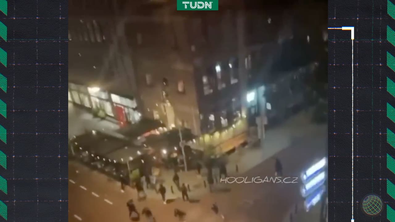 Dirigentes del Unión Berlín son atacados por ultras en Róterdam