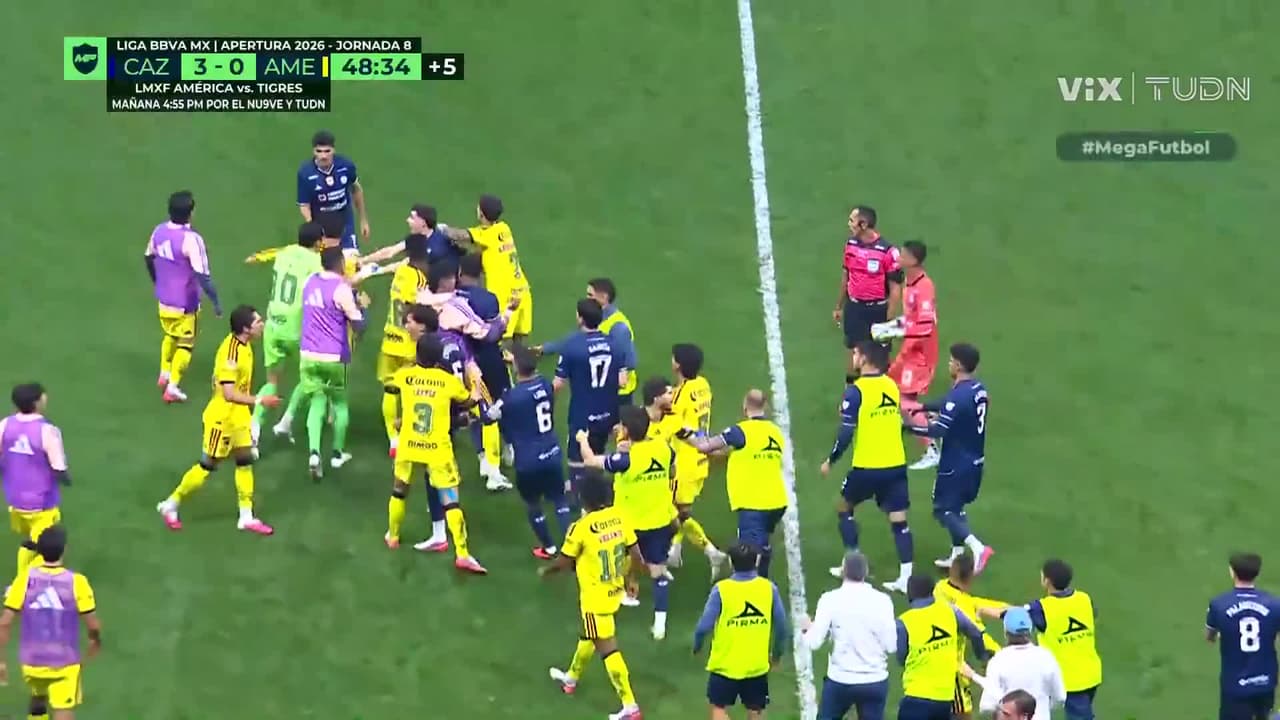 ¡Se armó la bronca! ¡Se desata la campal en pleno Clásico Cruz Azul vs. América!