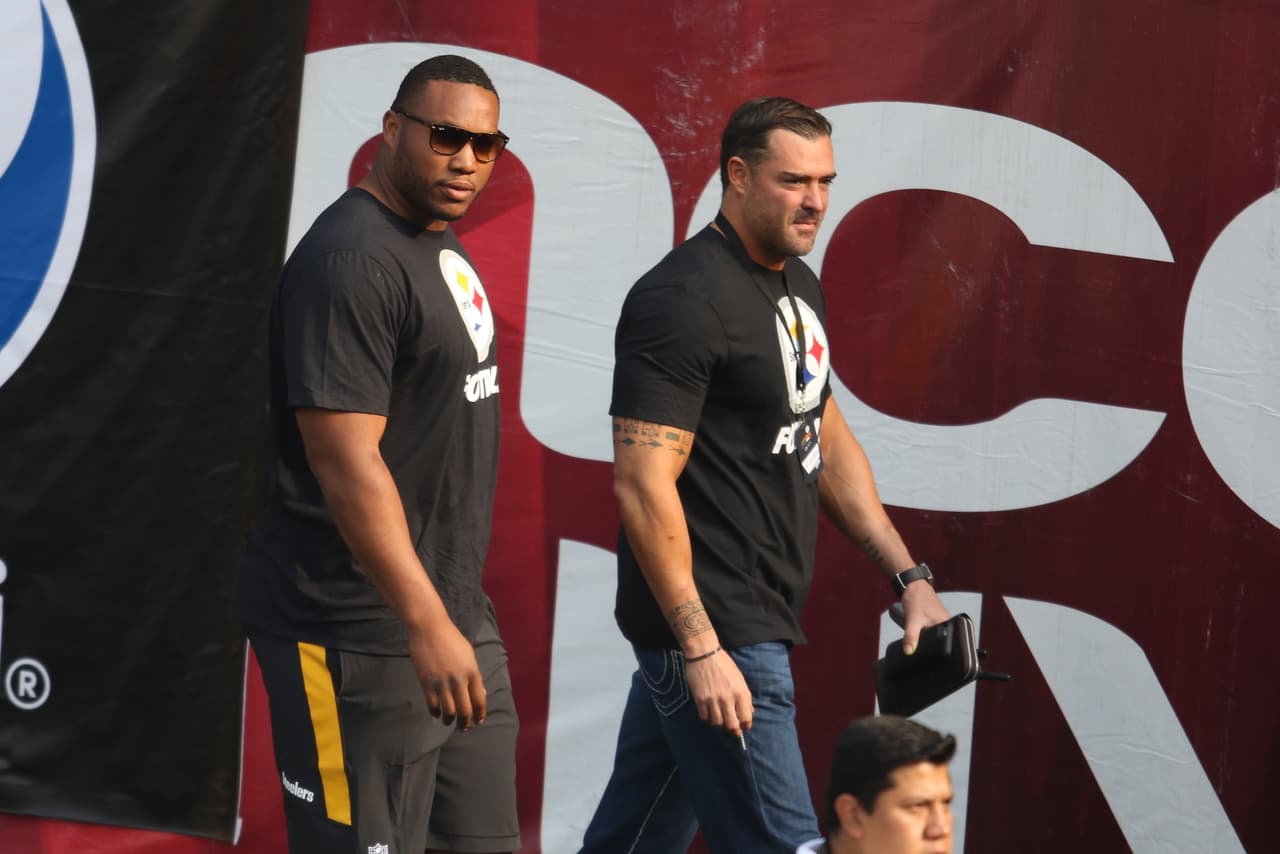 Jóvenes y niños acudieron a las clínicas impartidas por leyendas de los Steelers en México. Checa las mejores tomas.