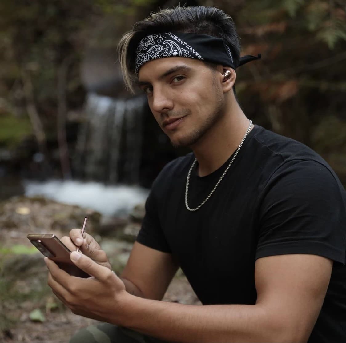 Durante una entrevista con El Informador, Vadhir Derbez relató los procesos que experimentó para dar vida a Daniel García.
<br>