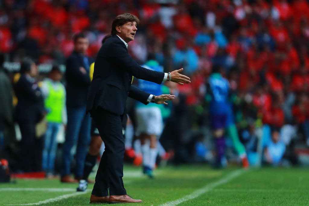 Hernán Cristante no encontró cómo cambiar la situación para darle vuelta al marcador en la serie.