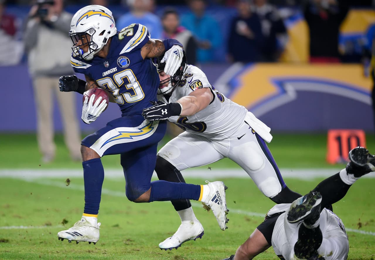 Los Chargers perderán a Derwin James por lesión