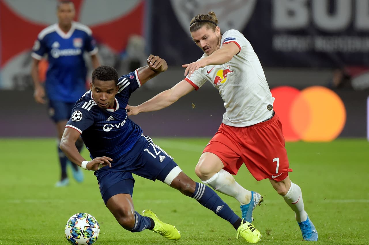 Lille 0-2 Lyon. Memphis y Terrier marcaron para el triunfo de los franceses.