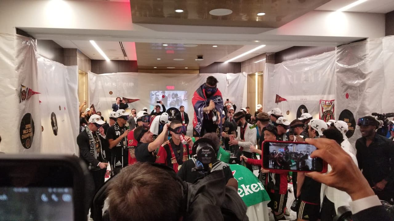 Dentro del vestidor del Atlanta United la fiesta continuó gracias a la obtención de la MLS Cup.