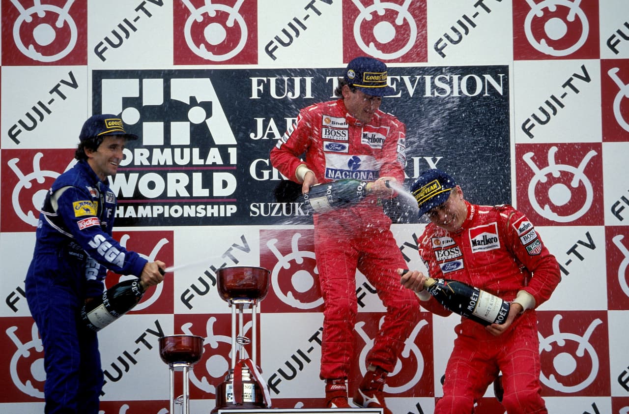 Al año siguiente Prost se fue a Ferrari. El Brasileño lideraba el campeonato y en la última carrera arrolló al francés en la primera curva: el título fue para Senna.