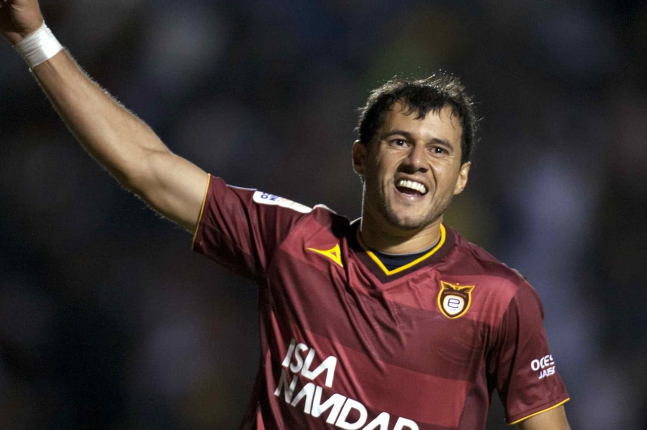 Medalla de plata olímpica con Paraguay en Atenas 2004, el delantero Fredy Bareiro militó en Tecos en la Liga MX y con León en el Ascenso MX.