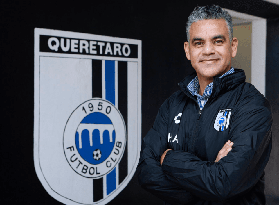 Héctor Altamirano dirigirá al Querétaro