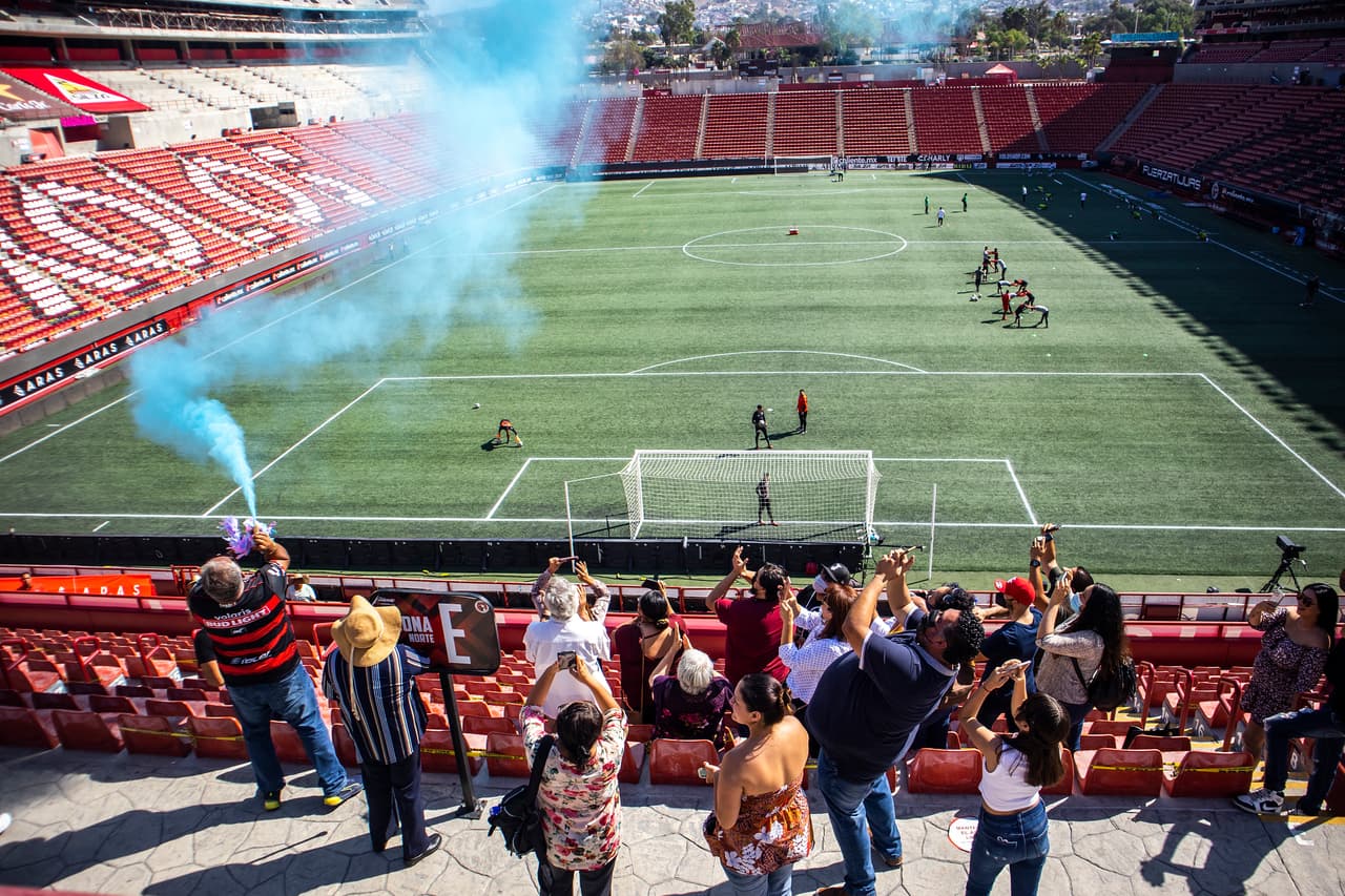 La afición de Tijuana apoyó a su equipo pese a los malos resultados.