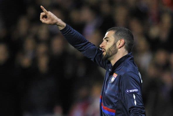 Lisandro López abrió y cerró la cuenta para el Lyon además de llevarse una tarjeta amarilla.