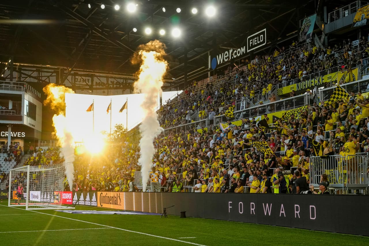 El estadio se entregó al objetivo de apoyar al Crew.
<br>