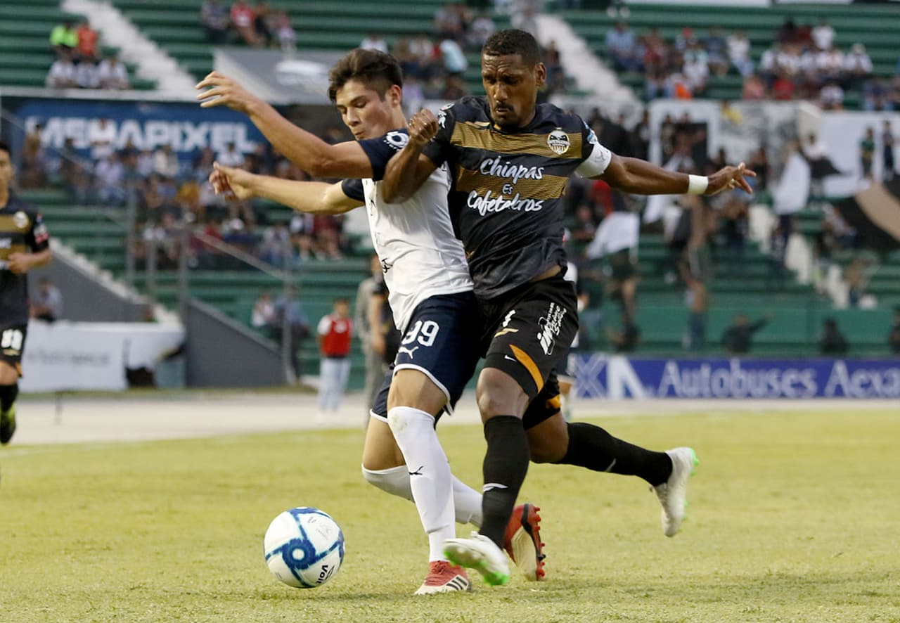 Con goles de Leonel Vangioni y César Montes el Monterrey remonta y se lleva los tres puntos de visita.
