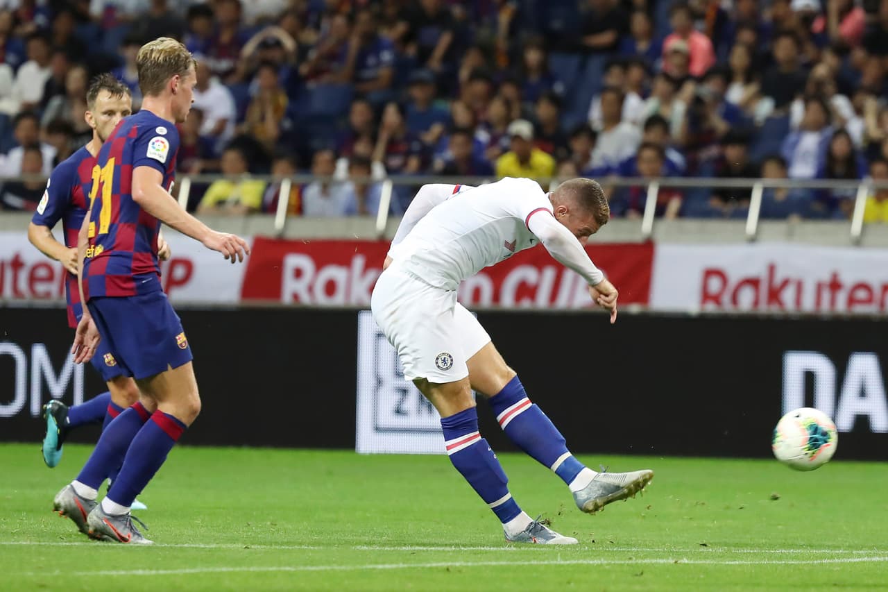 Ross Barkley anota el segundo gol del Chelsea