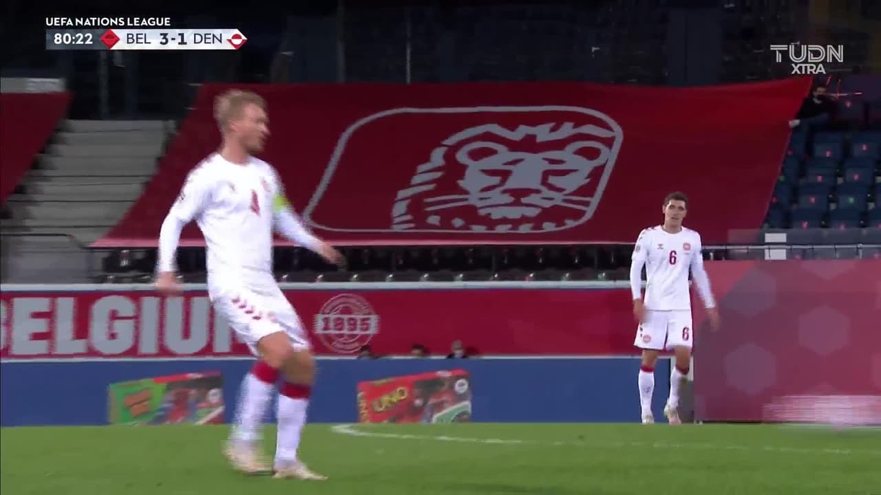 ¡TIRO ATAJADO! disparo por Martin Braithwaite.