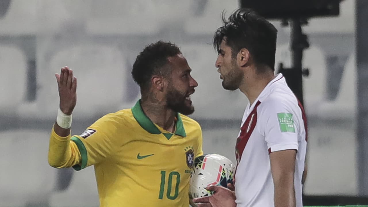 Peruano explotó y llamó "Payaso" a Neymar