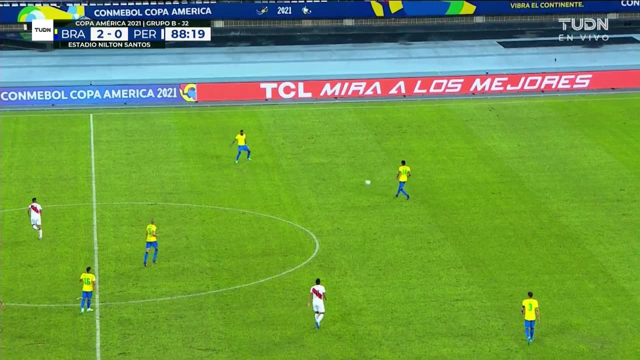 ¡GOL!  anota para Brasil. Everton Augusto de Barros Ribeiro