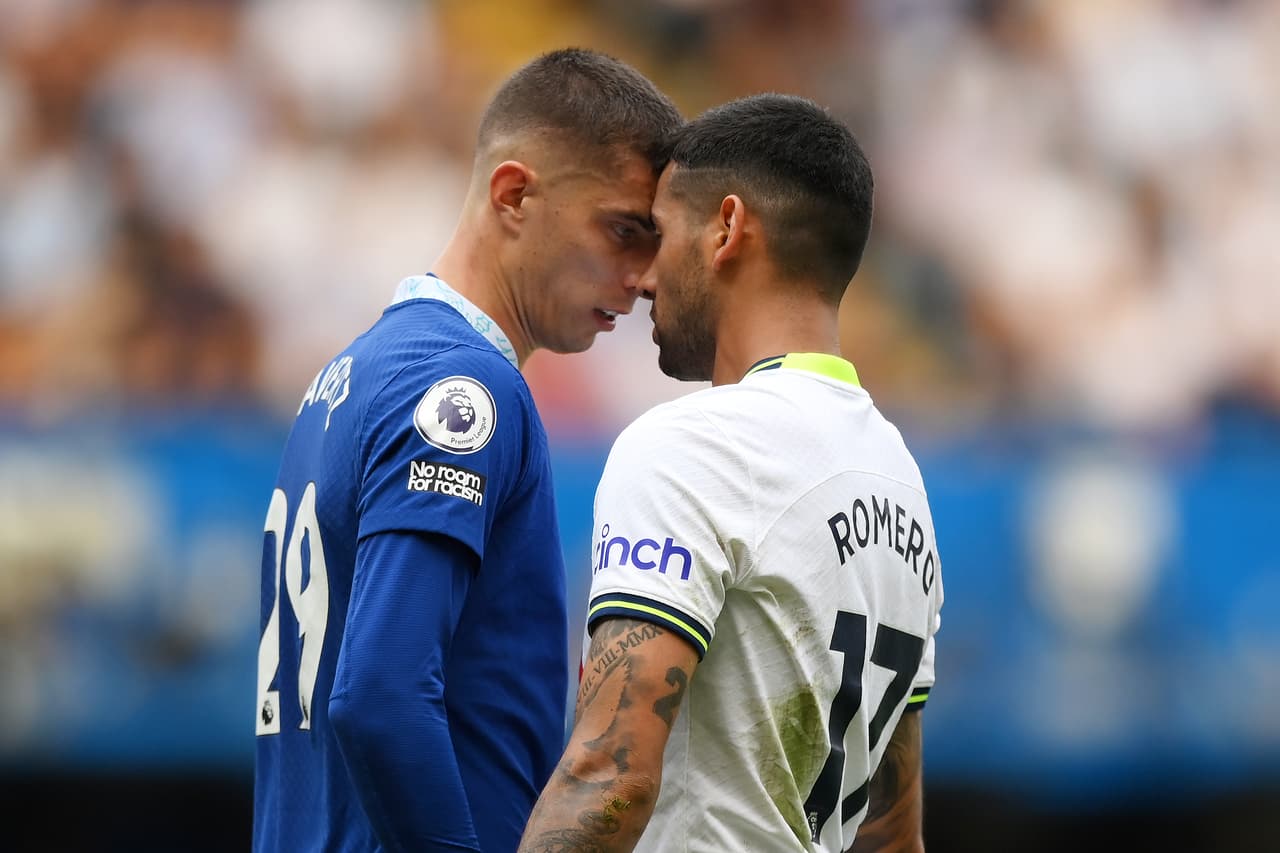 Los Blues y los Spurs dividieron puntos en el duelo de la Jornada 2 en la Premier League, que terminó con un conato de bronca.