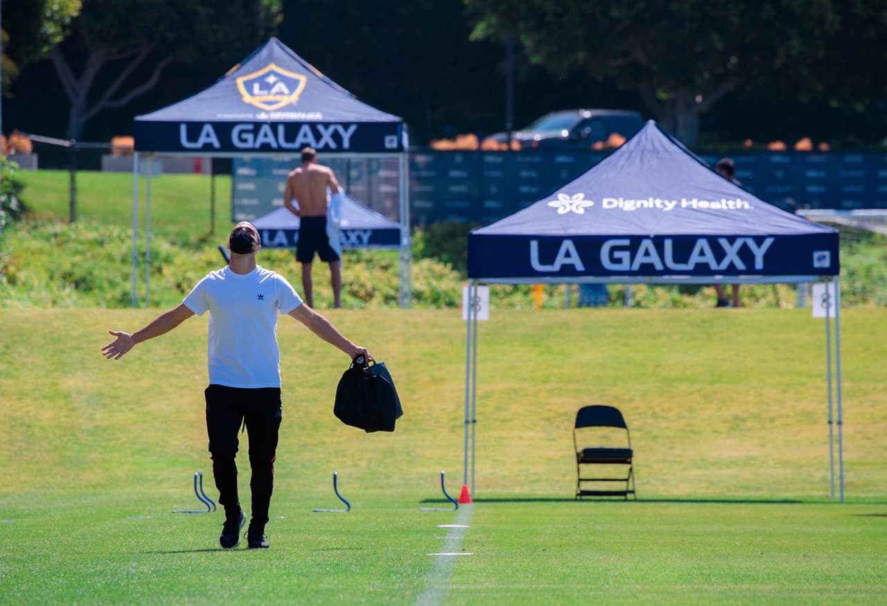 Los futbolistas se mostraron felices de regresar.