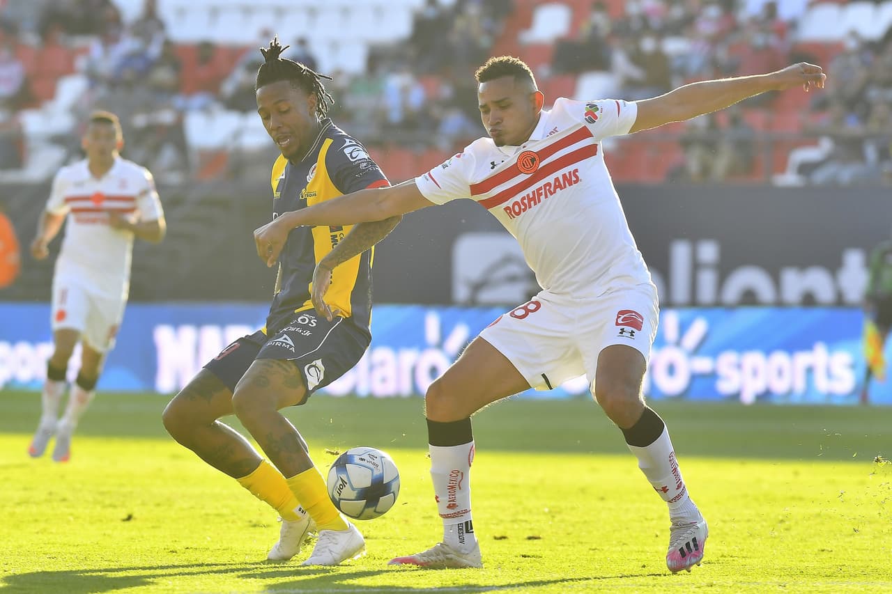 Con solitaria anotación de Camilo Sanvezzo al minuto cuatro, Toluca logra mantener su arco en ceros y vencen 0-1 al Atlético San Luis.