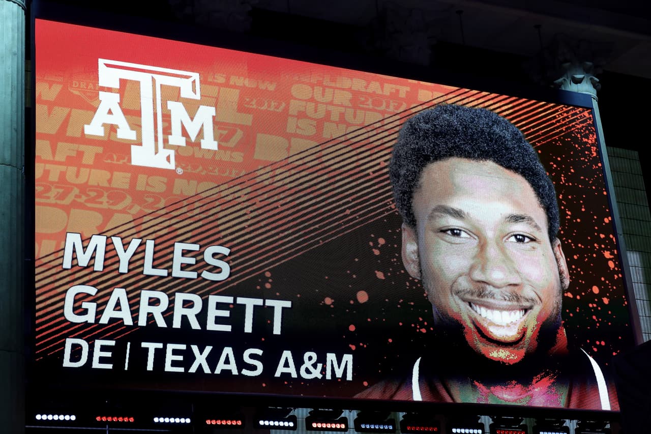 Myles Garrett, primera selección global del Draft 2017