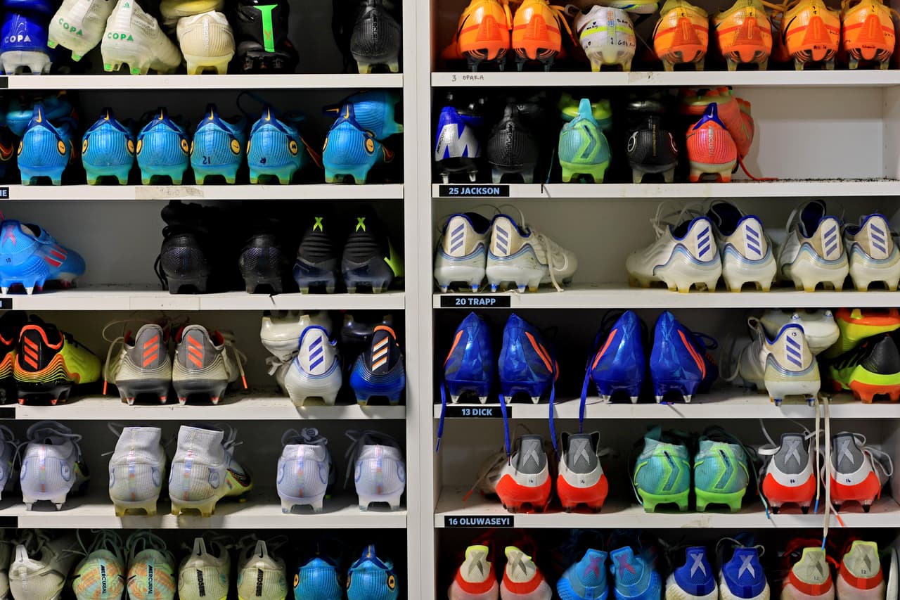 El fútbol todo lo domina, sea a nivel súper profesional -como en el caso del duelo entre MLS y Liga MX- a niveles algo más festivos, como el MLS NEXT All-Star Game, o el partido de las Olimpiadas Especiales que se llevarán a cabo también hoy.
<br>