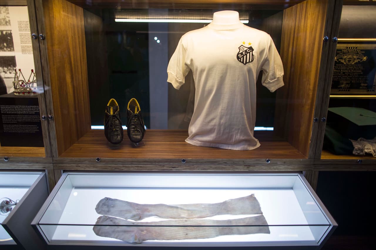 Los 643 goles de Pelé le dieron al Santos dos Copas Intercontinentales y dos Copas Libertadores.