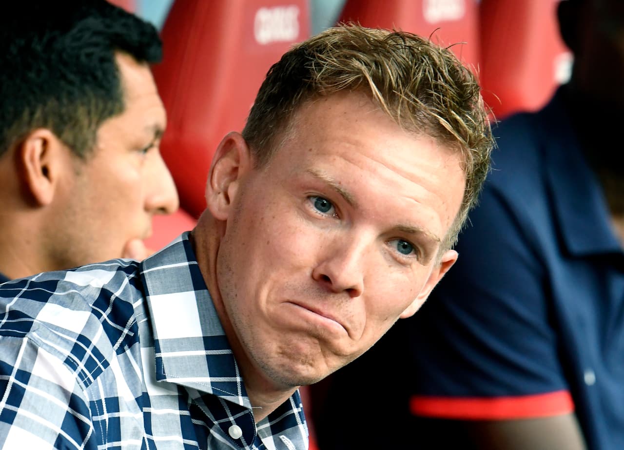 Ha logrado posicionarse como uno de los mejores técnicos de la liga alemana, pues cuenta con métodos modernos y efectivas tácticas.