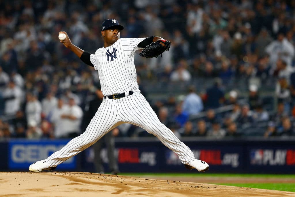 El abridor de los neoyorquinos, el dominicano Luis Severino, cargó con la derrota y explotó pronto en el partido. Solo se mantuvo 3.0 innings en la lomita y permitió 7 hits y 6 carreras. Noche aciaga.