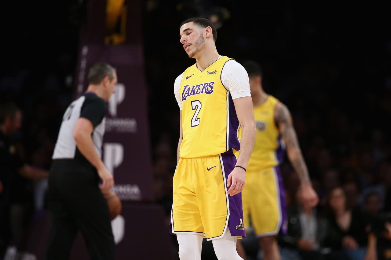 <b>Lonzo Ball (Los Ángeles Lakers) - </b>30 partidos de baja en la temporada