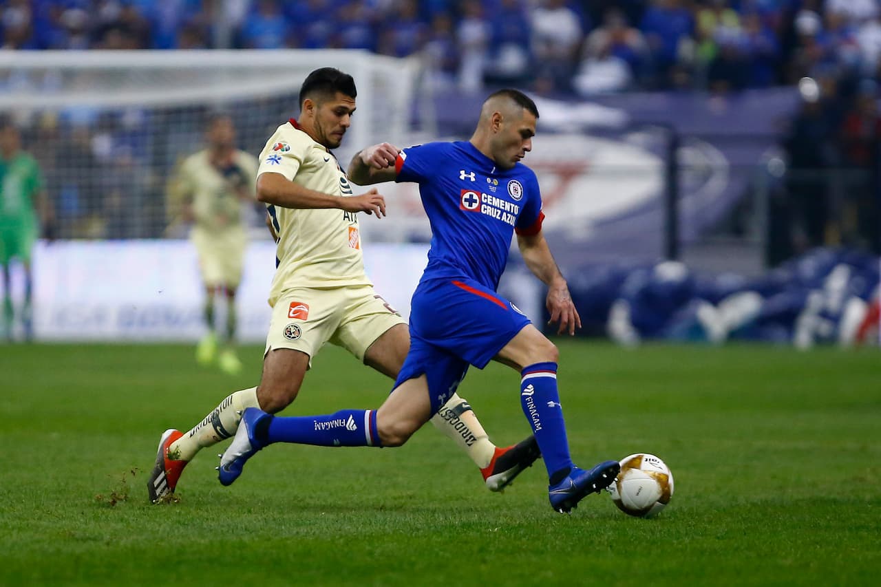 Pero de no ser por Pablo Aguilar el equipo azulcrema se hubiera anotado su segundo tanto.