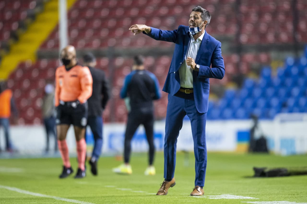 Pezzolano habló fuerte en conferencia de prensa tras nueva derrota del Pachuca.