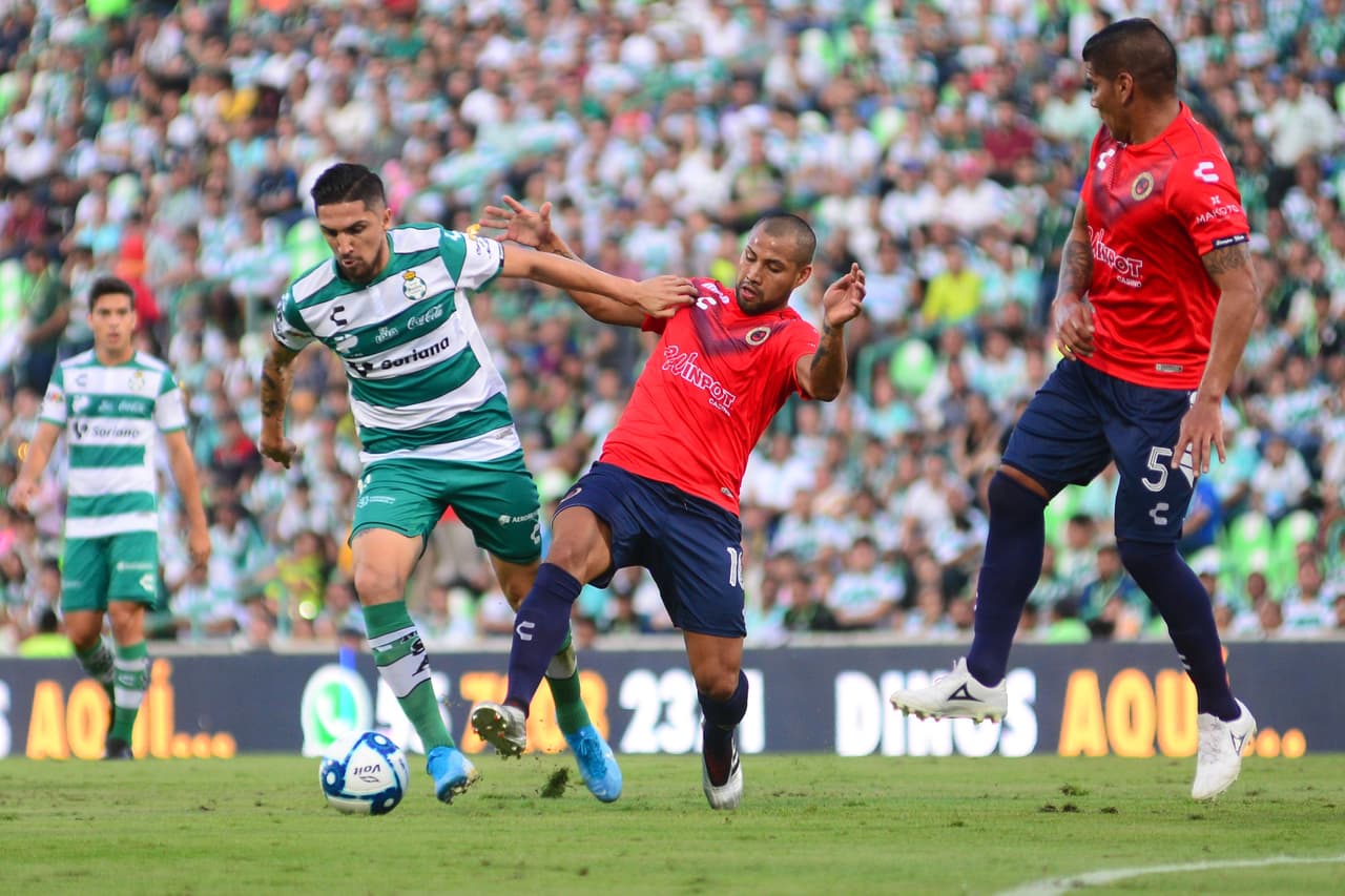 Con goles de Erick Castillo (18), Matheus Doria (52), Brian Lozano (55), Diego Valdes (75) y autogol de Carlos Salcido al 86.
<br>