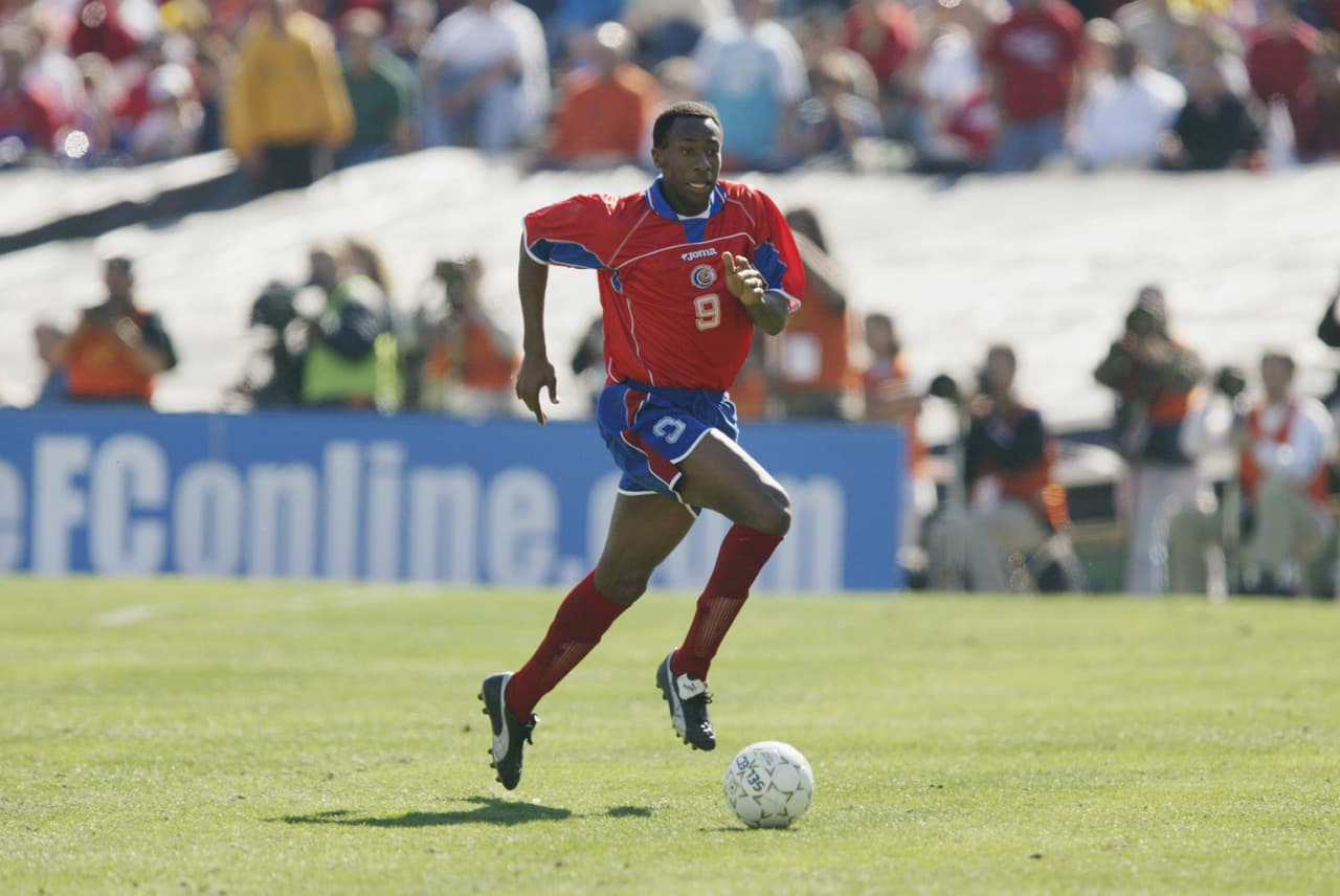 El quinto empatado a ocho goles es Paulo Wanchope, mundialista costarricense en Corea y Japón 2002 y en Alemania 2006.
