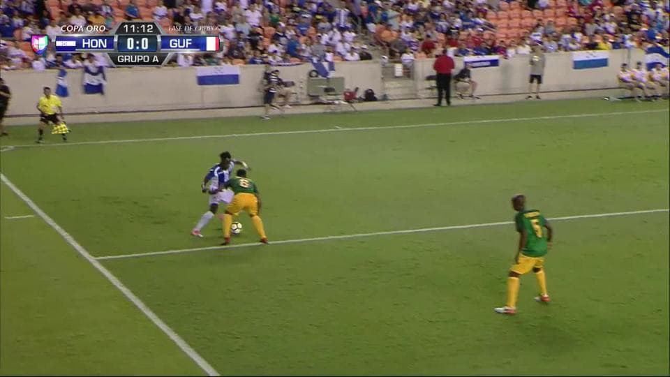 Disparo afuera de Alexander López