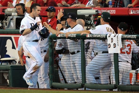 Evan Longoria llegó al plato impulsado por Canó, con la carrera de la quiniela.