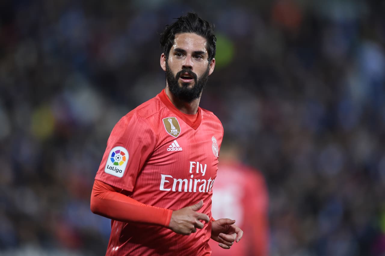 La petición de traer a Isco Alarcon sería además con la intención de debilitar a Real Madrid.