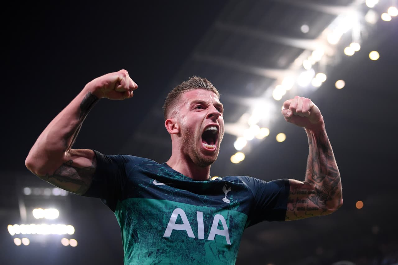 Uno de los pilares defensivos del Tottenham Hotspur, Toby Alderweireld, podría emigrar para sumarse a la Juventus.