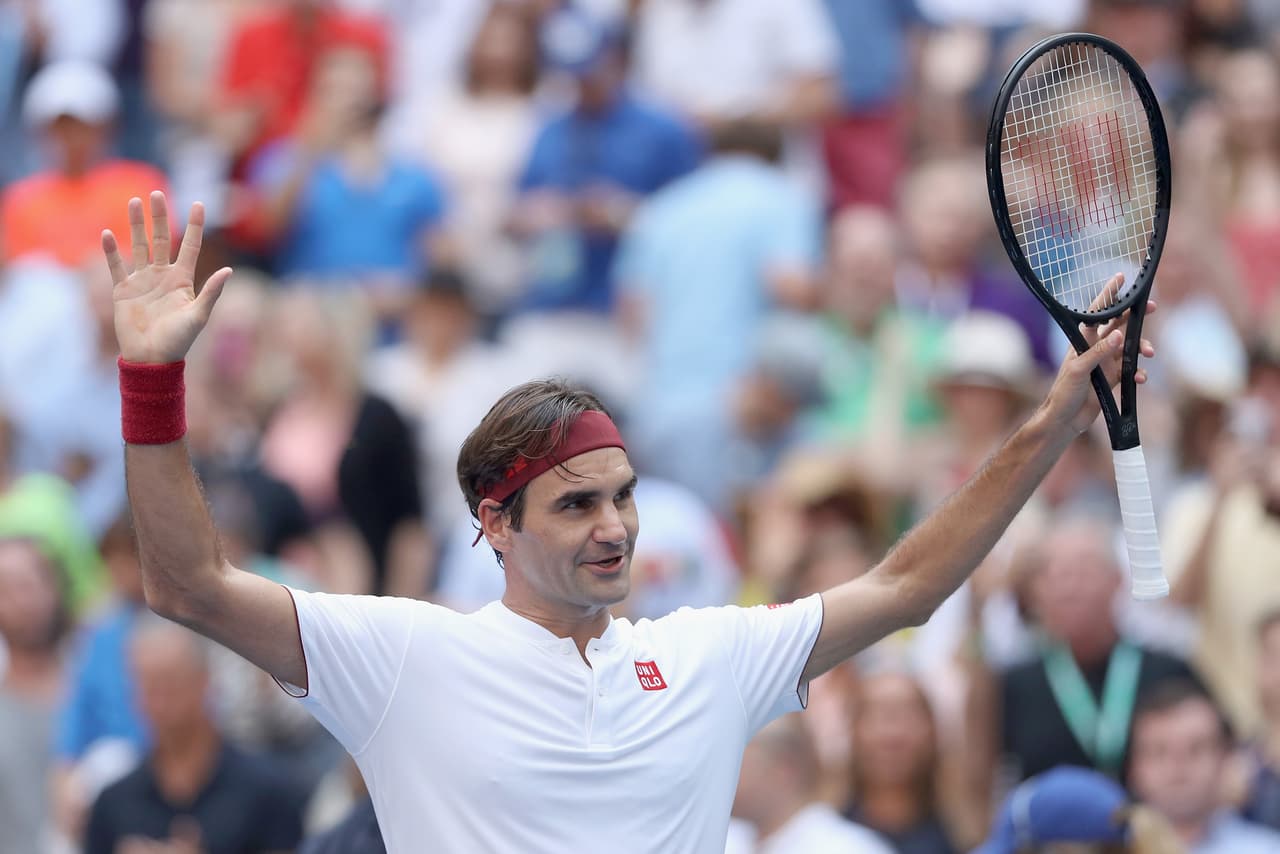 NEW YORK, NY - SEPTEMBER 01: Roger Federer of Switzerland celebrates after winning his men's singles third round match against Nick Kyrgios of Australia on Day Six of the 2018 US Open at the USTA Billie Jean King National Tennis Center on September 1, 2018 in the Flushing neighborhood of the Queens borough of New York City. (Photo by Matthew Stockman/Getty Images)