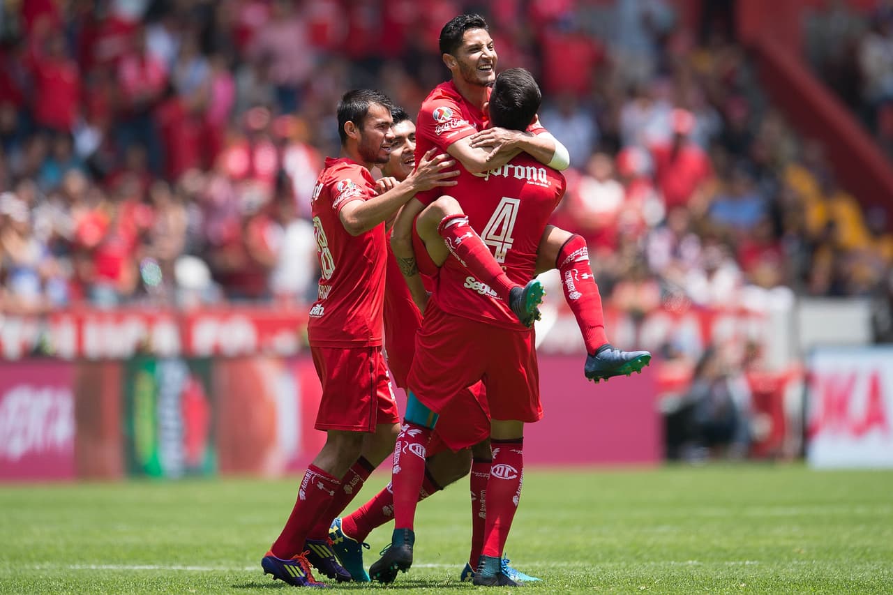 ¡A celebrar! Toluca se consolida en el liderato general y es el primer invitado a la fiesta grande del fútbol mexicano.