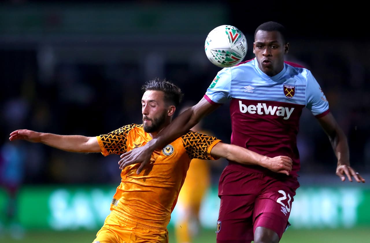 El West Ham se ve superior al local.