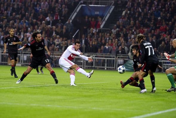 El delantero El Hamdaoui puso en ventaja a los holandeses.