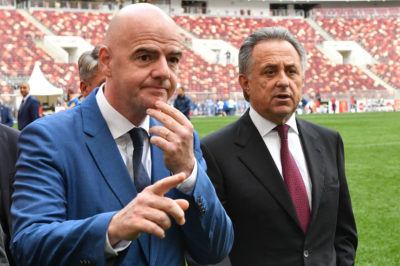 Gianni Infantino y Mutko tienen mucha comunicación sobre la puesta a punto del Mundial.