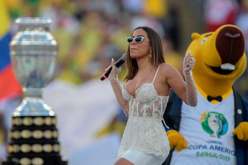 Por su parte, Maluma no ha dejado de ser tendencia los últimos meses. Anitta, se ha encargado de ventilar algunas situaciones sobre la relación que tuvo con el cantante colombiano.