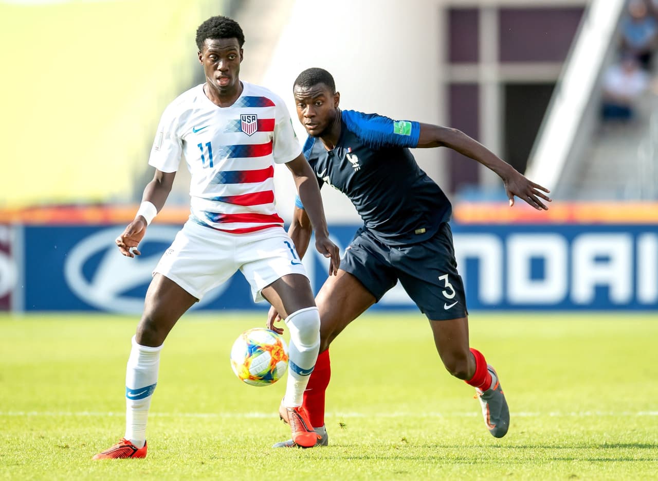 Su rival será la complicada Ecuador, que a pesar de ser segunda en el Grupo del Tri, fue la campeona de Sudamérica en el torneo clasificatorio.