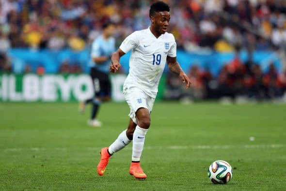 Inglaterra fue una decepción en el Mundial, pero de lo poco rescatable está Raheem Sterling, el volante valía 17.9 mde antes del Mundial y después 24.7 mde.