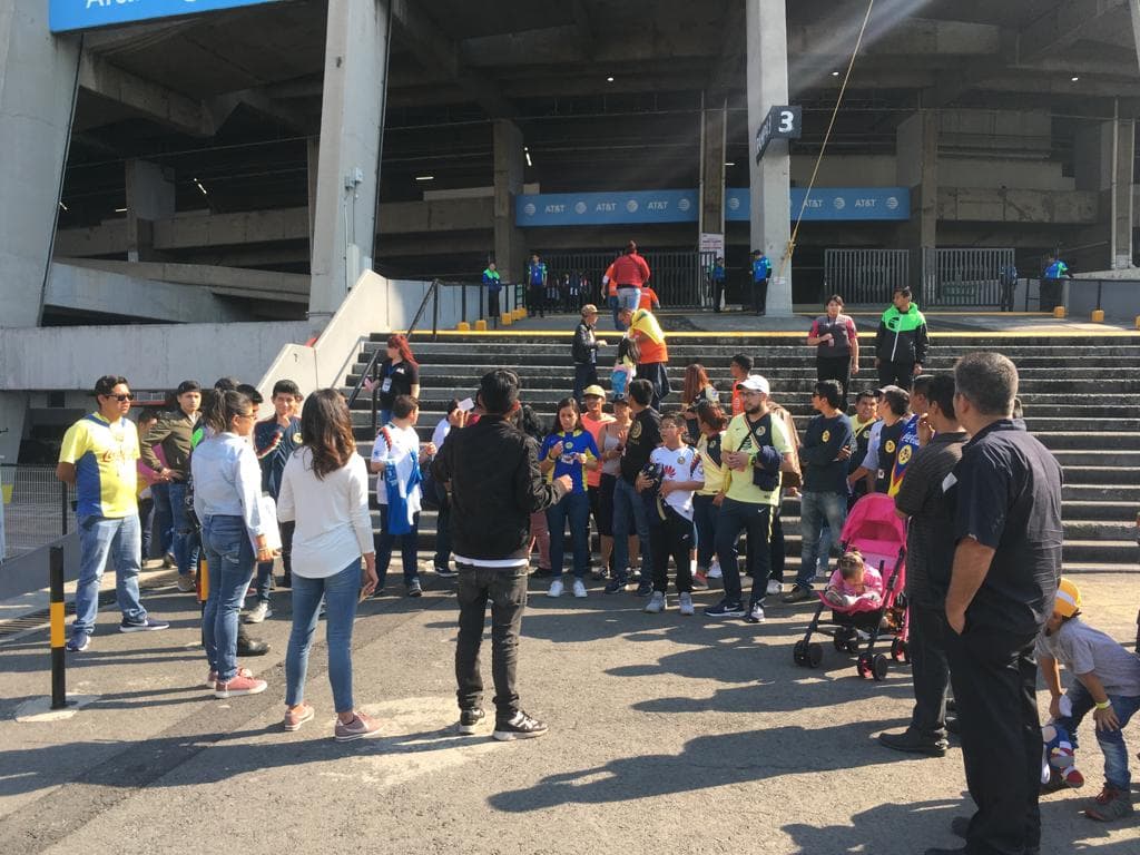 Avanzó el ingreso de fanáticos al Estadio Azteca para el juego entre Águilas y Gallos.